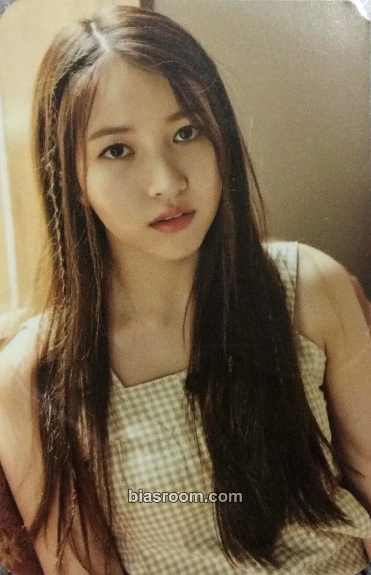 Sowon PARALLEL Photocard - GFRIEND - GFRIEND K-pop photocard