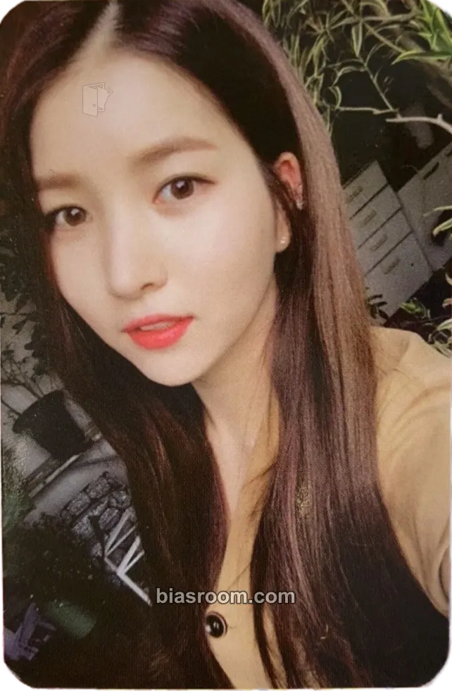Sowon PARALLEL Photocard - GFRIEND - GFRIEND K-pop photocard