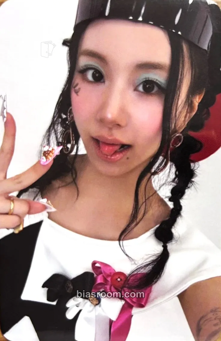 Chaeyoung LIL FANTASY Vol.1 Photocard - TWICE - TWICE K-pop photocard