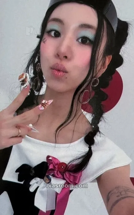 Chaeyoung LIL FANTASY Vol.1 Photocard - TWICE - TWICE K-pop photocard
