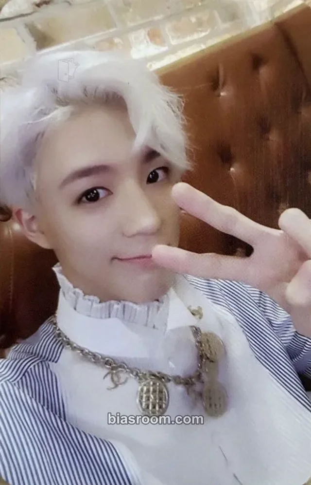 NCT DREAM - Jeno - We Young Album