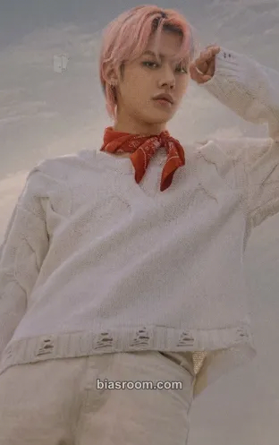 Yeonjun STILL DREAMING Photocard - TOMORROW X TOGETHER - TOMORROW X TOGETHER K-pop photocard