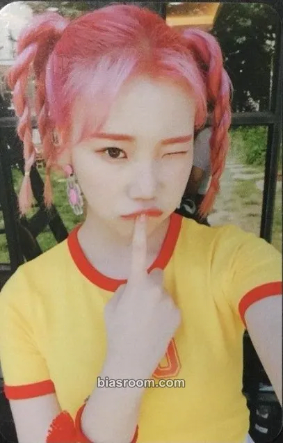 JooE Freeze! Photocard - MOMOLAND - MOMOLAND K-pop photocard