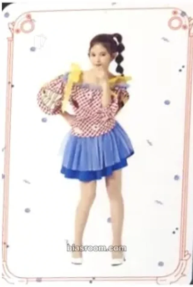 MOMOLAND - Daisy - Freeze! Album