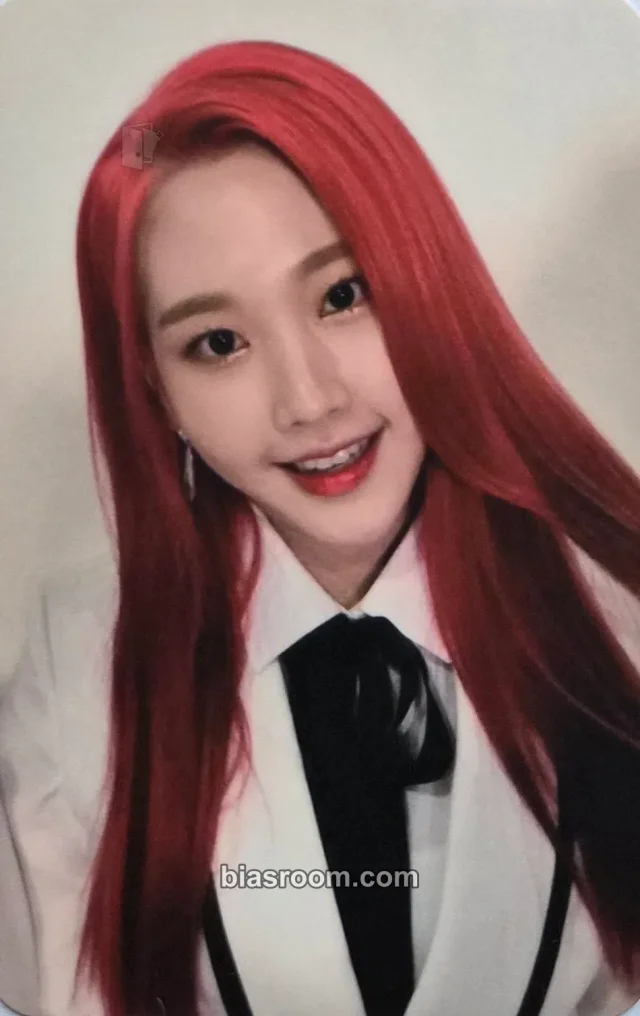 MOMOLAND - Nayun - Great! Album selfie version