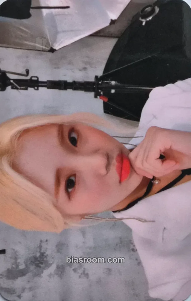 MOMOLAND - Jooe - Great! Album selfie version