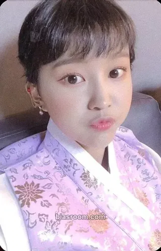 MOMOLAND - Hyebin - Fun to the World Album