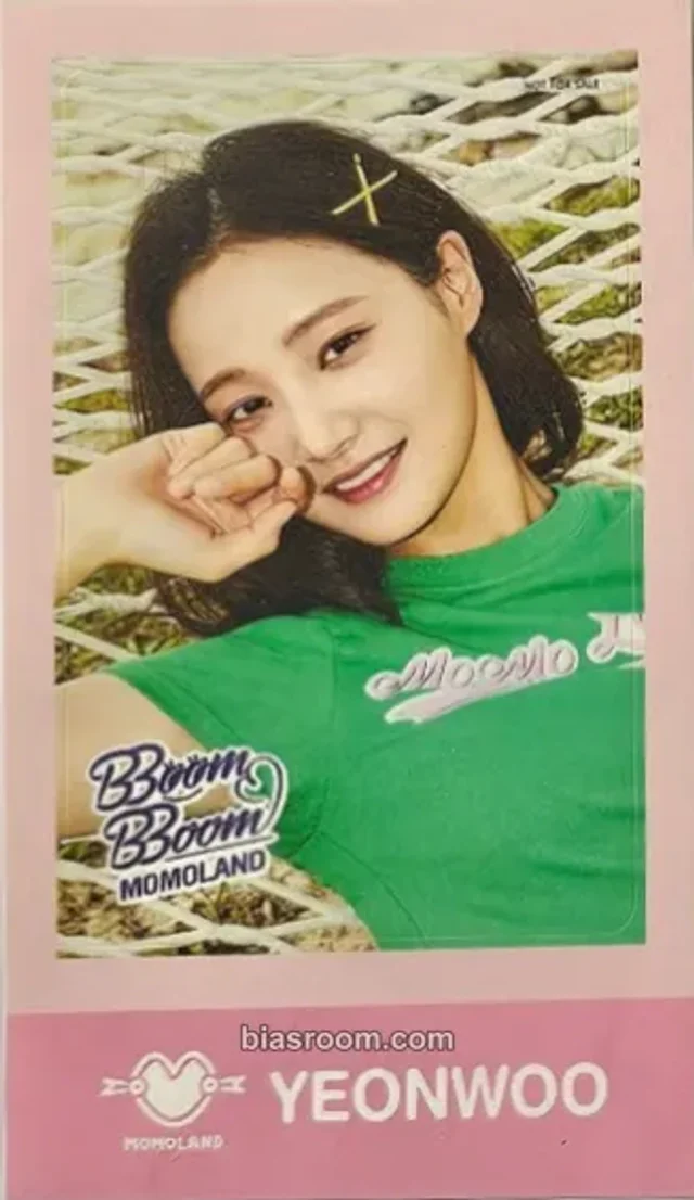 MOMOLAND - Yeonwoo - MOMOLAND The Best ~Korean Ver.~ Album sticker