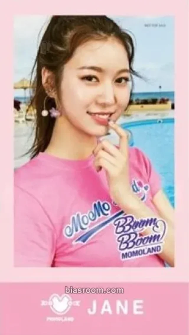 MOMOLAND - Jane - MOMOLAND The Best ~Korean Ver.~ Album sticker