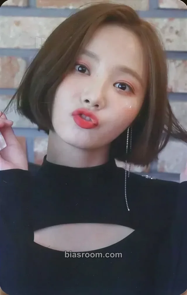 MOMOLAND - Yeonwoo - Show Me Album