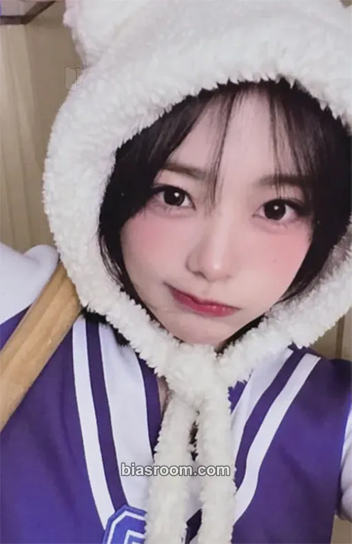 Siyeon Manito Photocard - QWER - QWER K-pop photocard