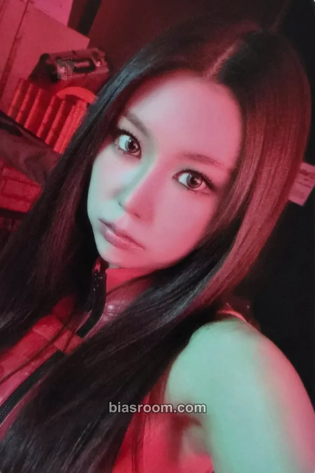 MOMOLAND - Hyebin - MOMOLAND - SPECIAL OFFICIAL MD [RODEO] (Trading Card) (Offline Fan Sign & Video Call Event) Everline Event