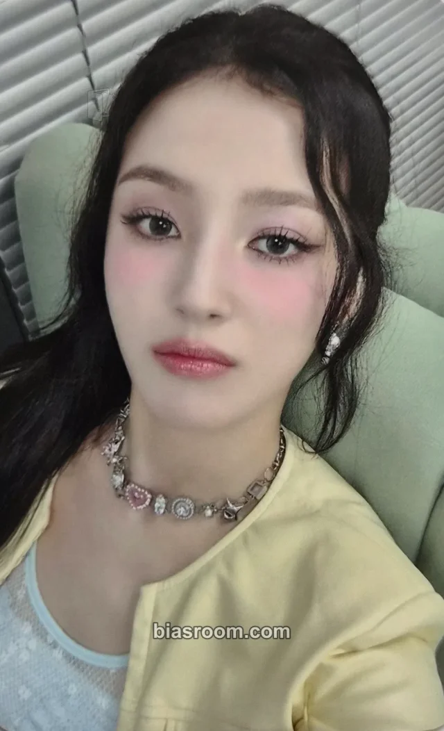 MOMOLAND - Nancy - MOMOLAND - SPECIAL OFFICIAL MD [RODEO] (Trading Card) (Offline Fan Sign & Video Call Event) Everline Event