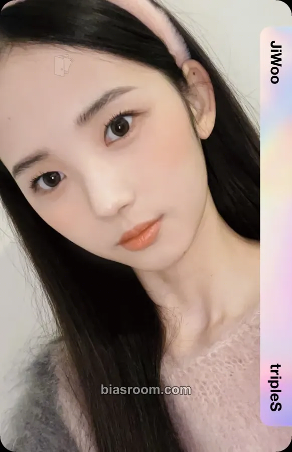 Jiwoo Assemble Photocard - tripleS - tripleS K-pop photocard