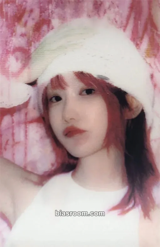Magenta Algorithm's Blossom Photocard - QWER - QWER K-pop photocard