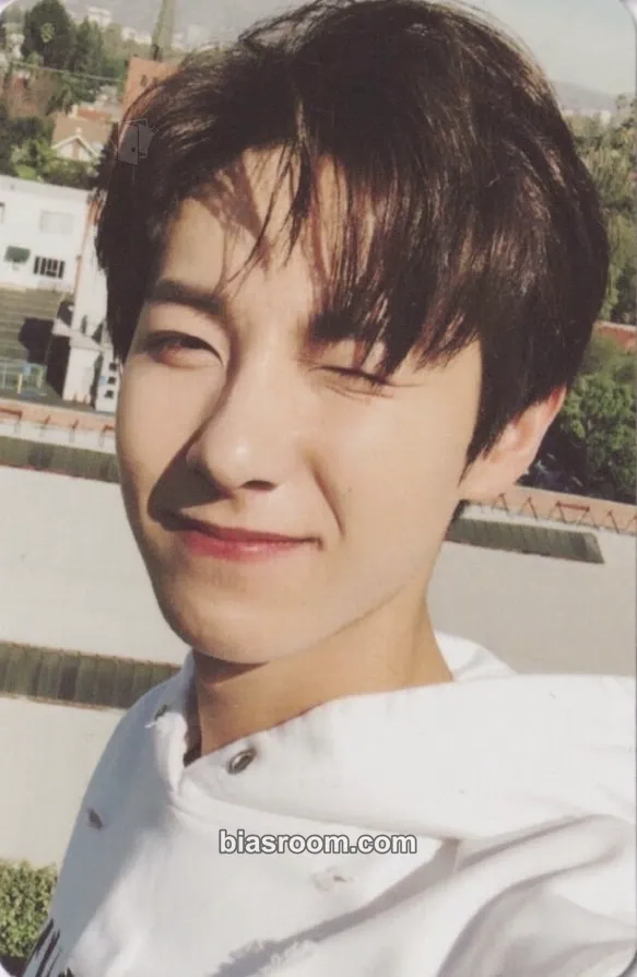 Renjun NCT 2018 EMPATHY Photocard - NCT - NCT K-pop photocard