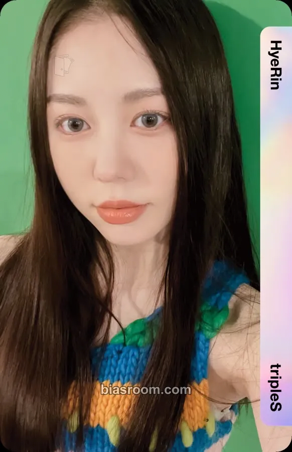 Hyerin Assemble Photocard - tripleS - tripleS K-pop photocard