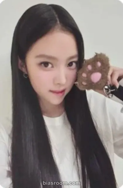 MEOVV - Narin - MY EYES OPEN VVIDE Album jelly paw ver qr card A