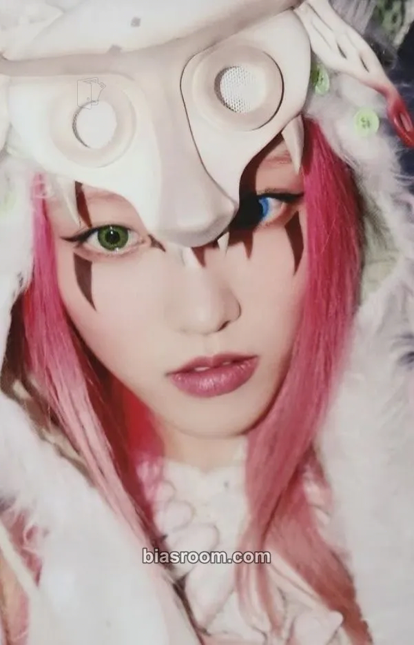 CHISA AWE Photocard - XG - XG K-pop photocard