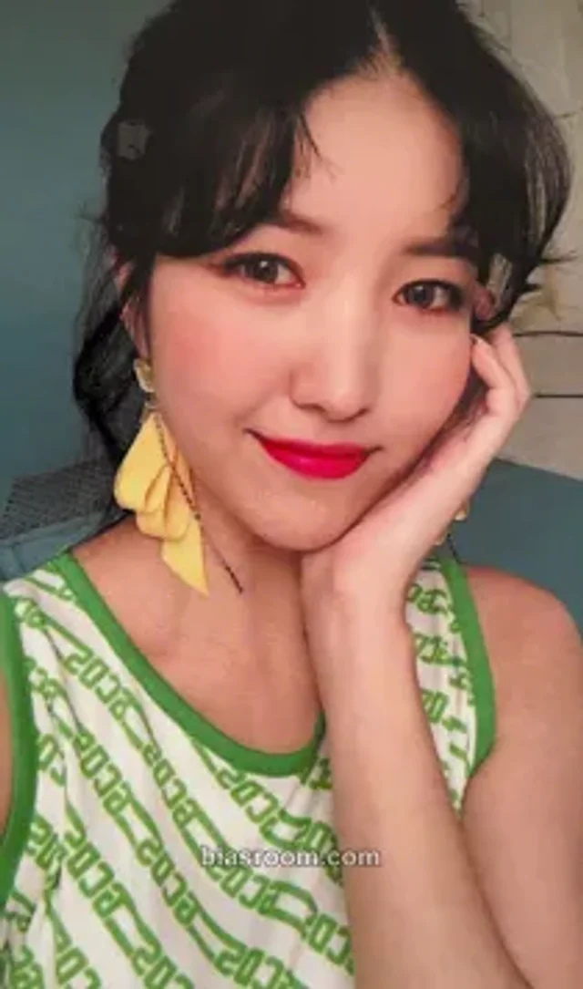 GFRIEND - Sowon - Sunny Summer Album album photocard