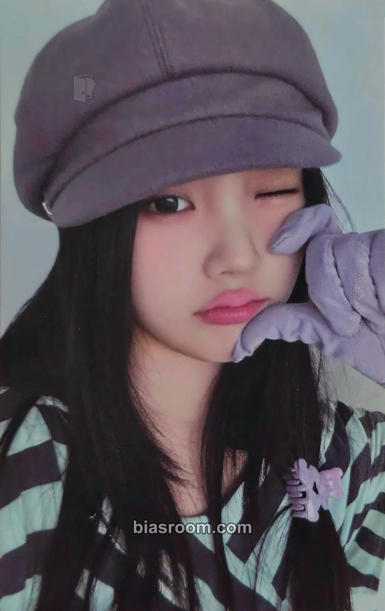 Wonhee bomb Photocard - ILLIT - ILLIT K-pop photocard