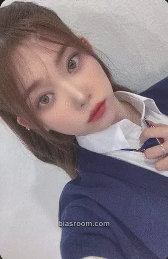 Tsuki The Billage of Perception: Chapter Three Photocard - Billlie - Billlie K-pop photocard