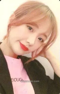 Sujeong Sanctuary Photocard - Lovelyz - Lovelyz K-pop photocard