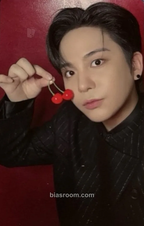 Jongho GOLDEN HOUR : Part.3 Photocard - ATEEZ - ATEEZ K-pop photocard