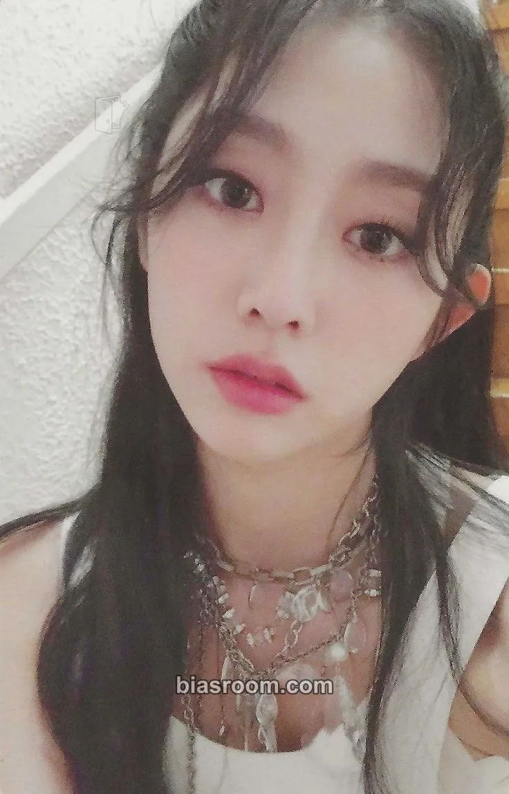 Jisoo Unforgettable Photocard - Lovelyz - Lovelyz K-pop photocard