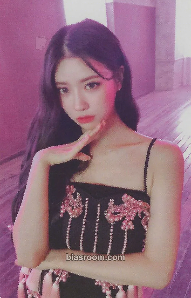 Mijoo Unforgettable Photocard - Lovelyz - Lovelyz K-pop photocard