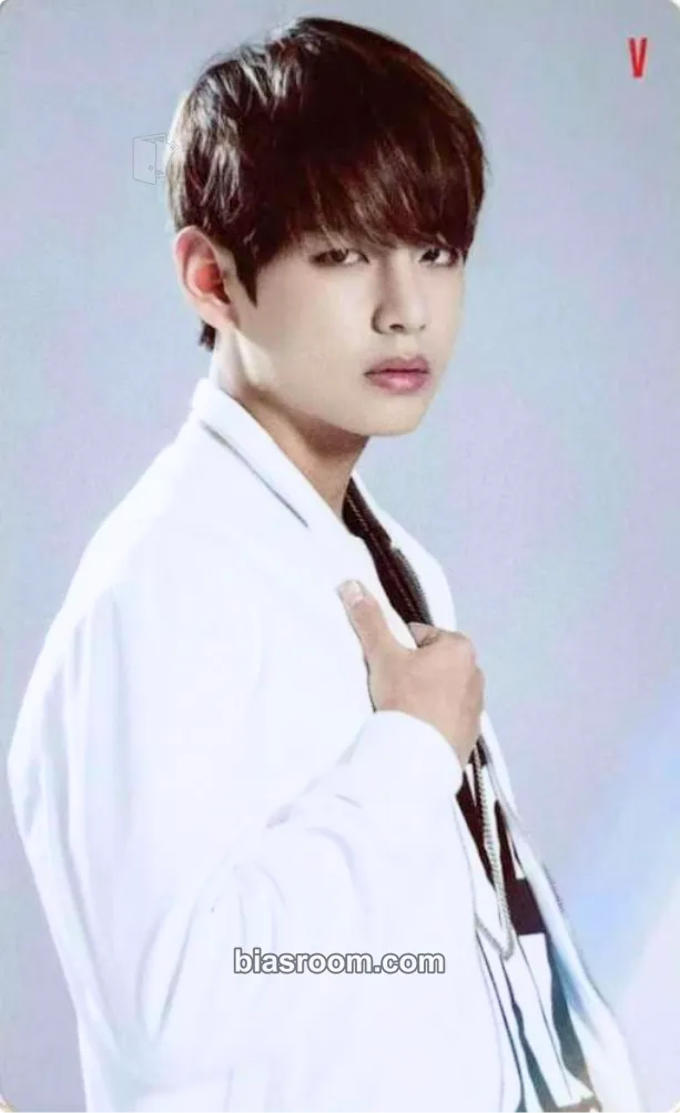 V For You Photocard - BTS - BTS K-pop photocard
