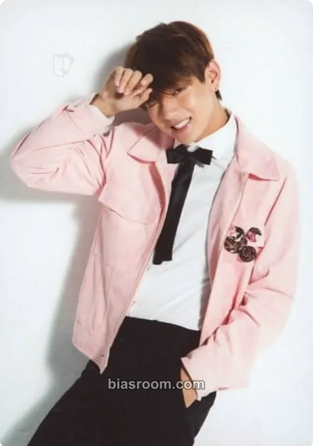 V BTS I Need U K-pop photocard