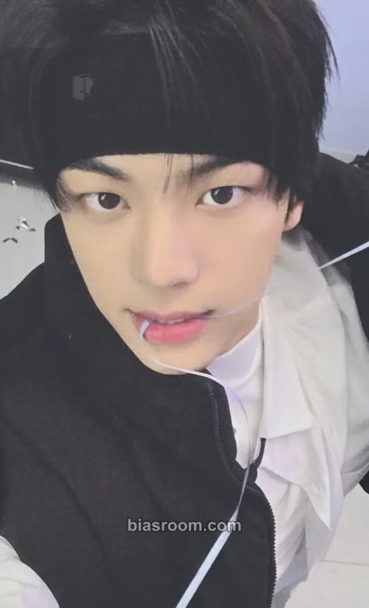 Dohoon Last Bell Photocard - TWS - TWS K-pop photocard