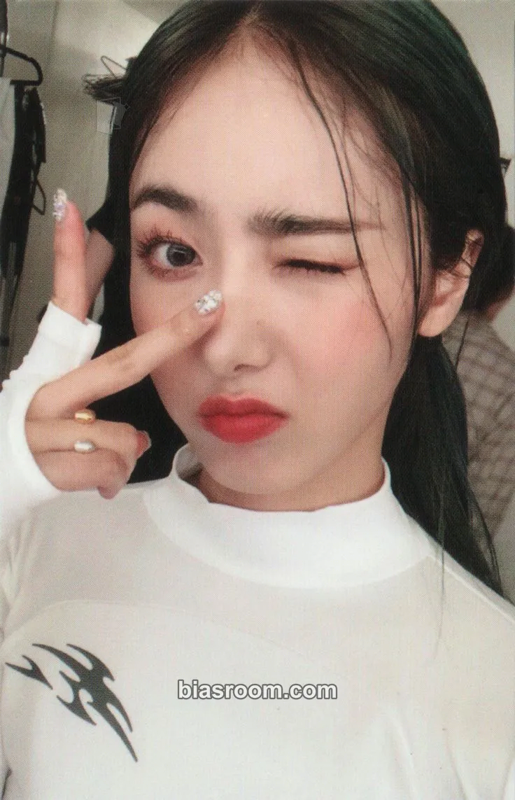 SinB FEVER SEASON Photocard - GFRIEND - GFRIEND K-pop photocard