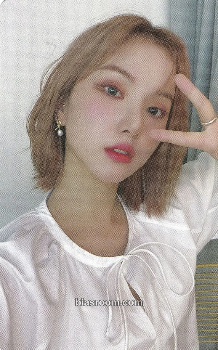 Eunha 回: LABYRINTH Photocard - GFRIEND - GFRIEND K-pop photocard