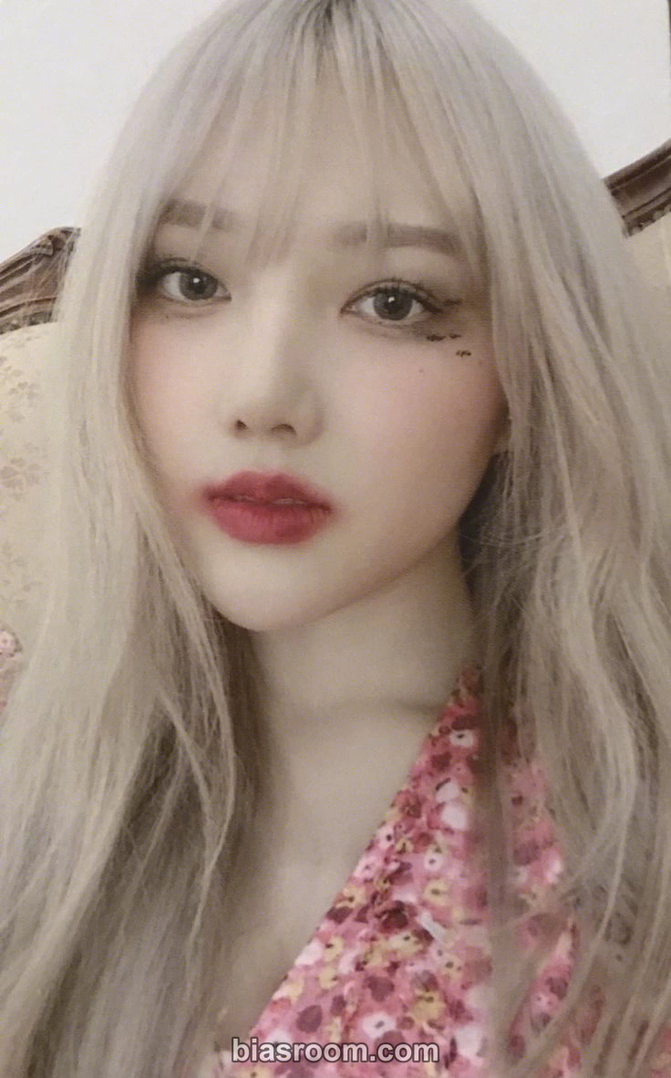 Yerin 回: Song of the Sirens Photocard - GFRIEND - GFRIEND K-pop photocard