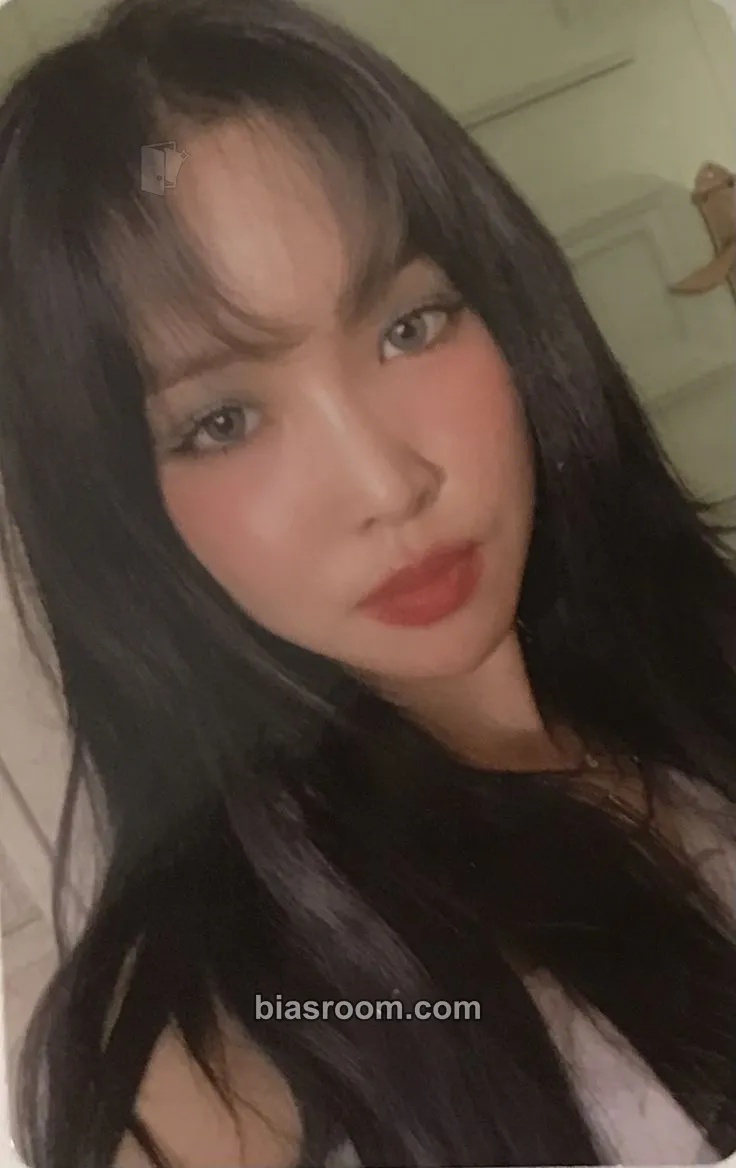 Yuju 回: Song of the Sirens Photocard - GFRIEND - GFRIEND K-pop photocard