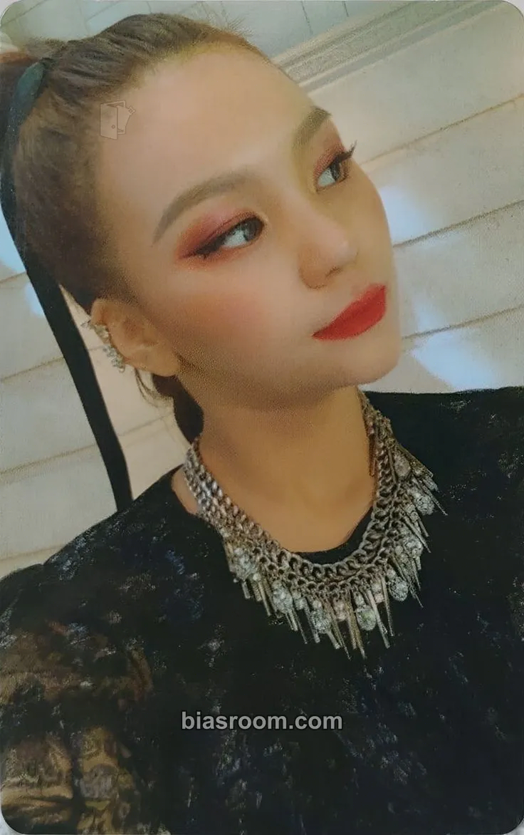 Umji 回: Song of the Sirens Photocard - GFRIEND - GFRIEND K-pop photocard