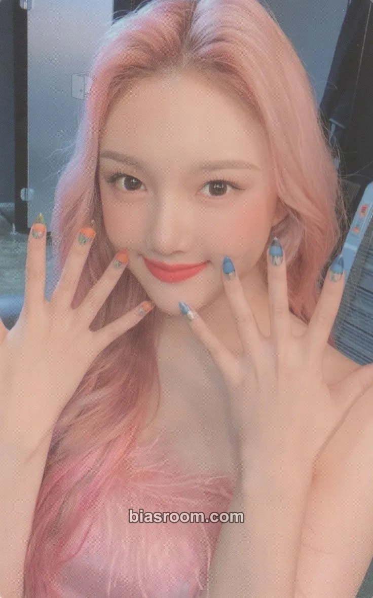 Yerin 回: Walpurgis Night Photocard - GFRIEND - GFRIEND K-pop photocard
