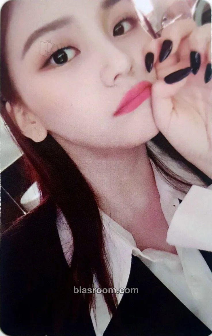 Umji 回: Walpurgis Night Photocard - GFRIEND - GFRIEND K-pop photocard
