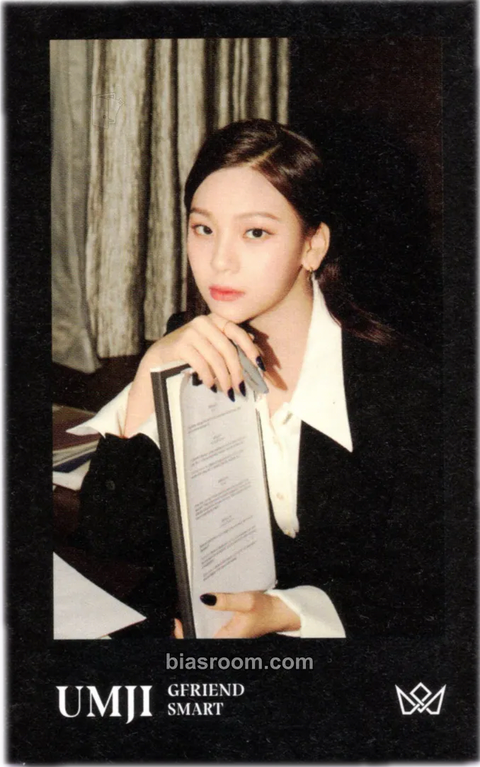 Umji 回: Walpurgis Night Photocard - GFRIEND - GFRIEND K-pop photocard