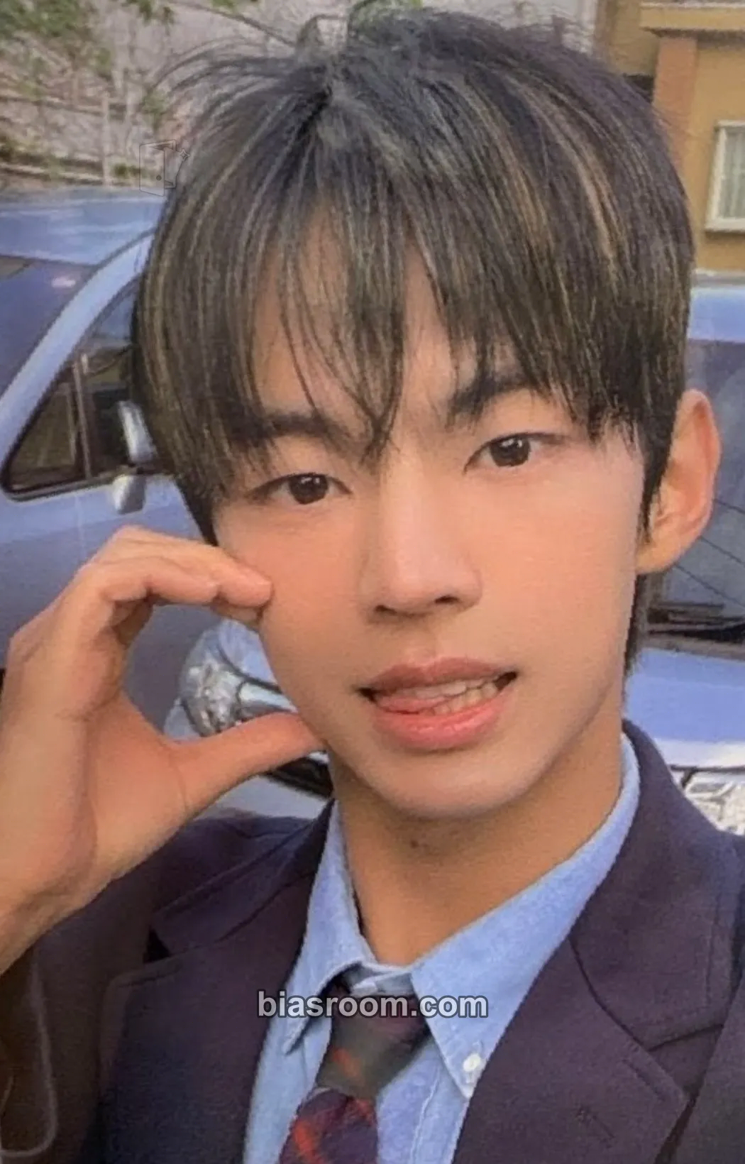 Dohoon Sparkling Blue Photocard - TWS - TWS K-pop photocard