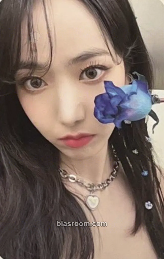 SinB Beam Of Prism Photocard - VIVIZ - VIVIZ K-pop photocard