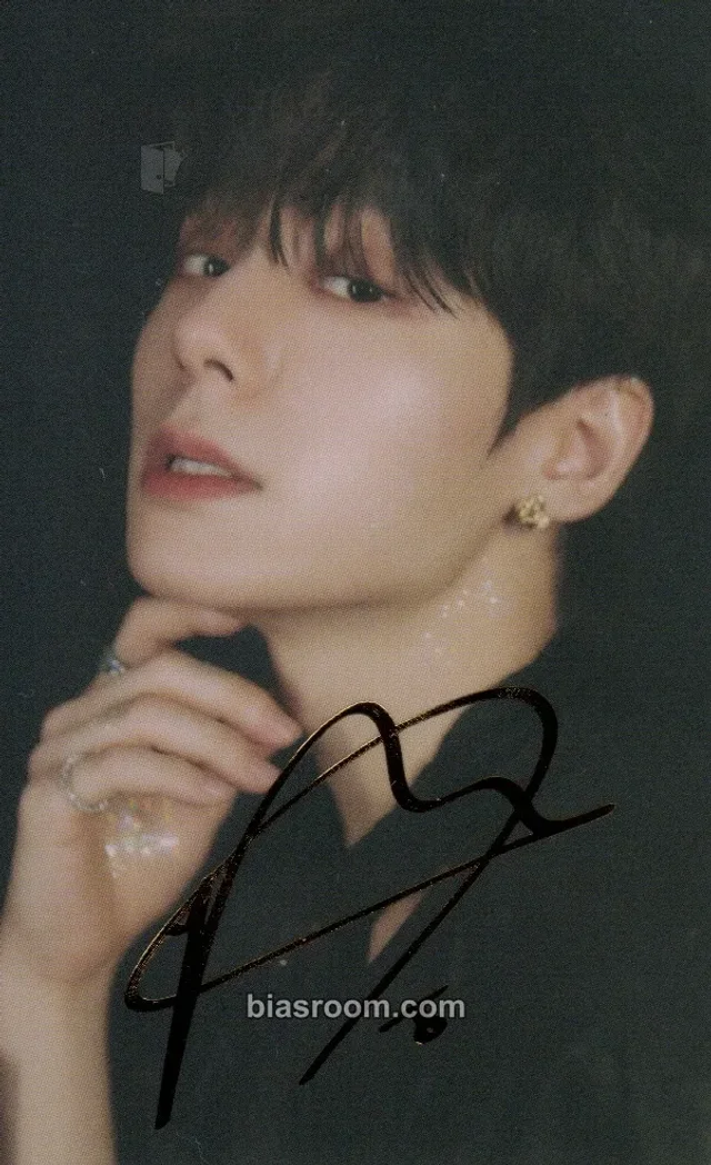 ONEUS - Hwanwoong - MALUS Album ONEUS Hwanwoong