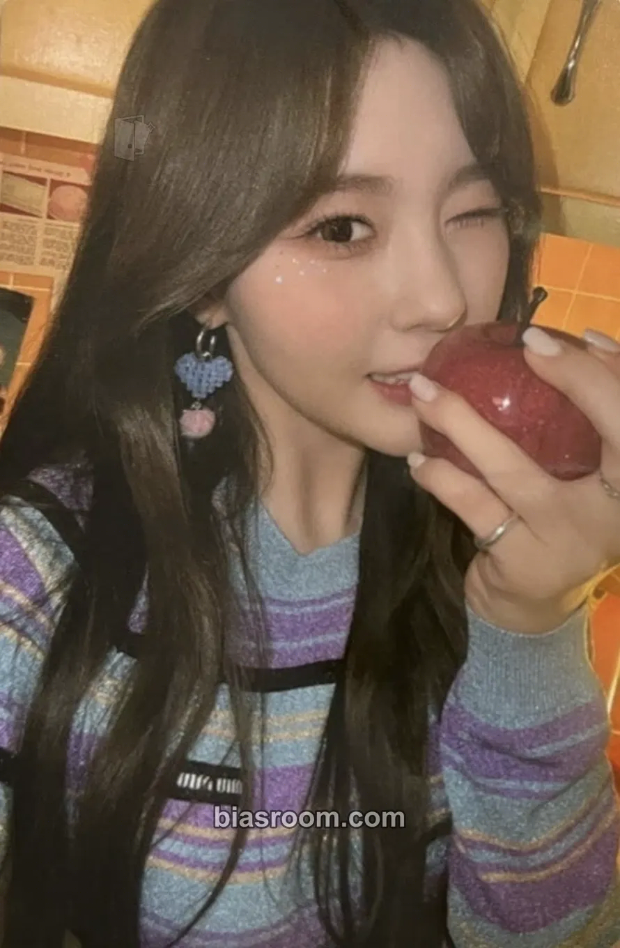 Chaehyun DOUBLAST Photocard - Kep1er - Kep1er K-pop photocard