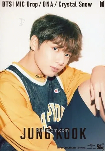 Jungkook MIC Drop / DNA / Crystal Snow Photocard - BTS - BTS K-pop photocard