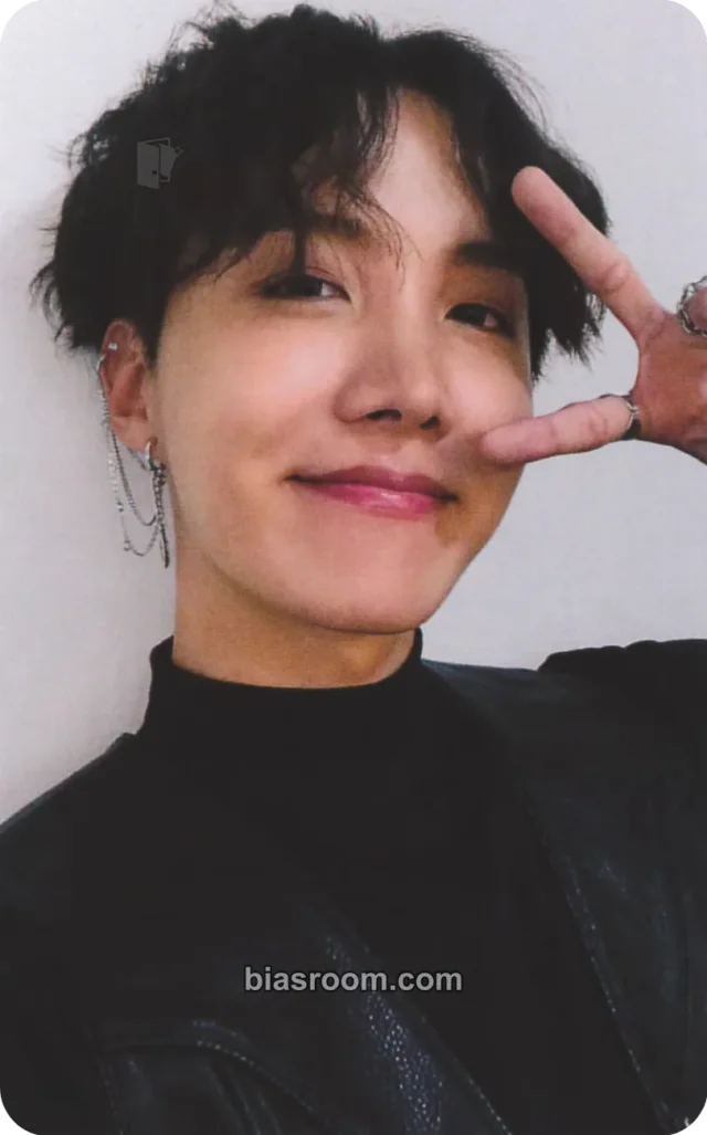 BTS - j-hope - Fake Love / Airplane Pt. 2 Album japan fanclub pre-order benefit