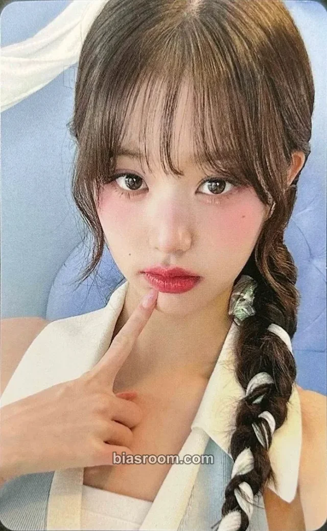 IVE - Wonyoung - ALIVE Album A version album photocard limited edition