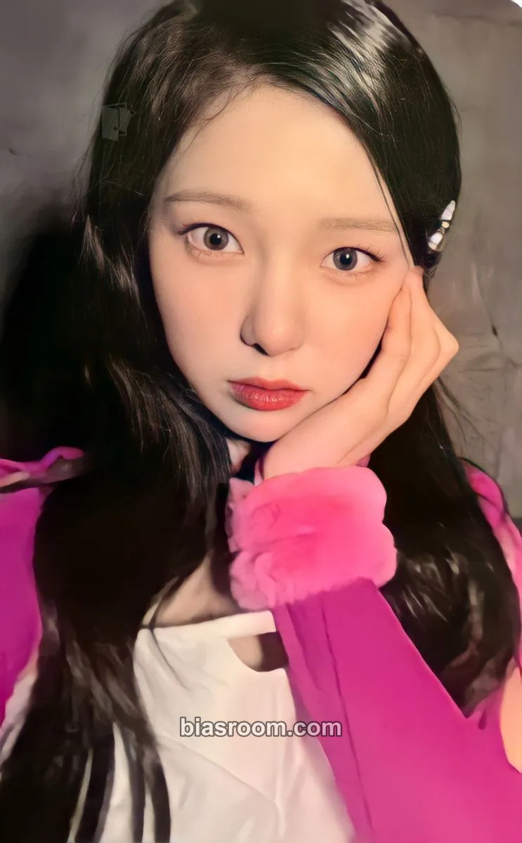 Yujin First Impact Photocard - Kep1er - Kep1er K-pop photocard