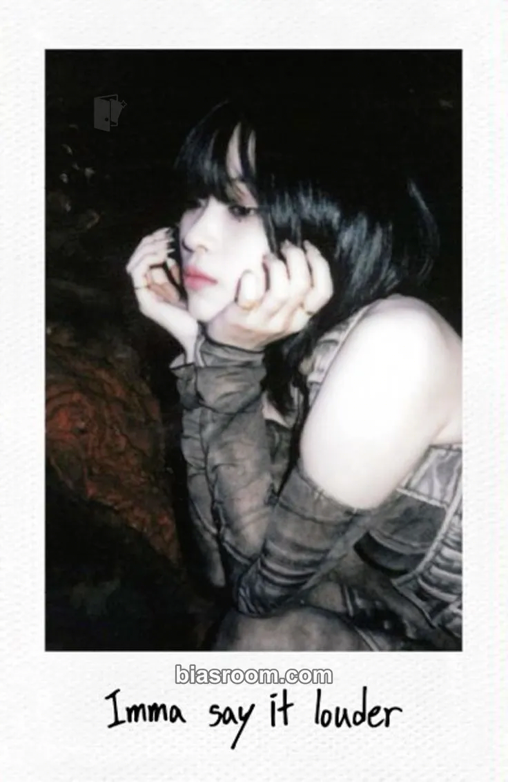 Ryujin BORN TO BE Photocard - ITZY - ITZY K-pop photocard